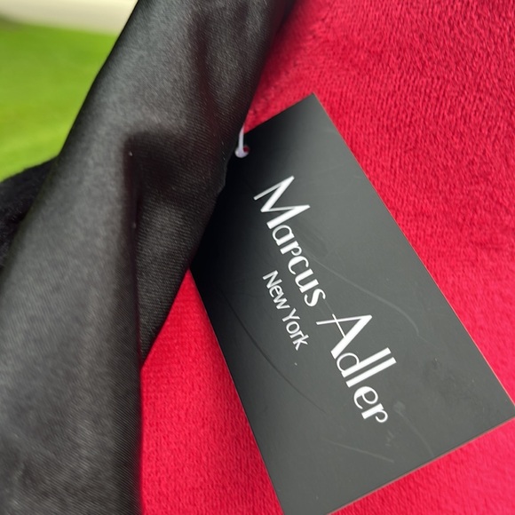 Marcus Adler New York 100% Polyester - Picture 5 of 7